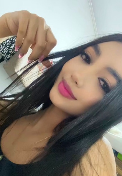 Cata — live girl video chat